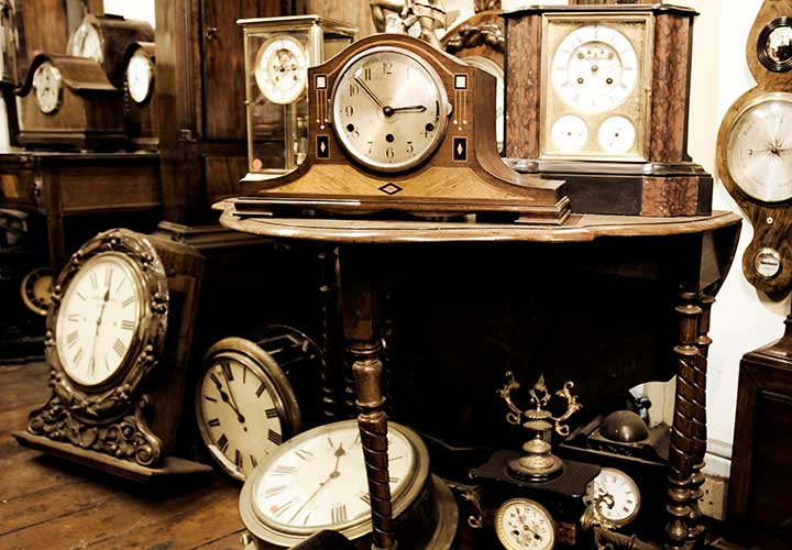 an assortment of different types of clocks